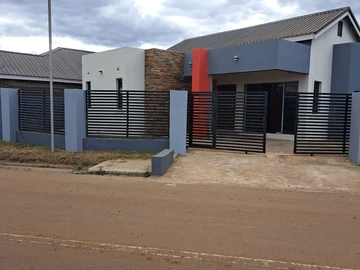 4 Bedroom Townhouse Complex