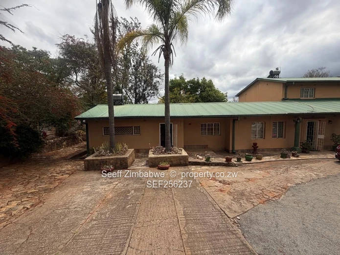 All-Inclusive 2-Bedroom Flatlet with Solar & Pool | Glen Lorne