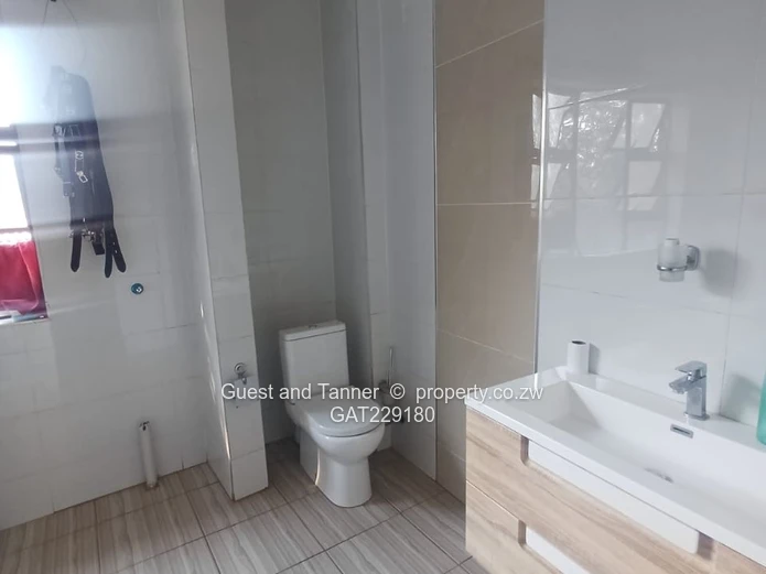 Luxurious Family Home in Avondale West!