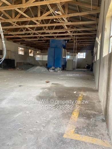 Bluffhill Warehouse for Rental in Madokero 