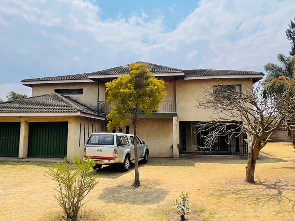 5 Bedroom House