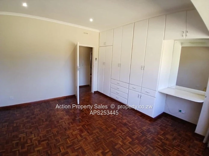 Very Neat Family Home To Rent! 
