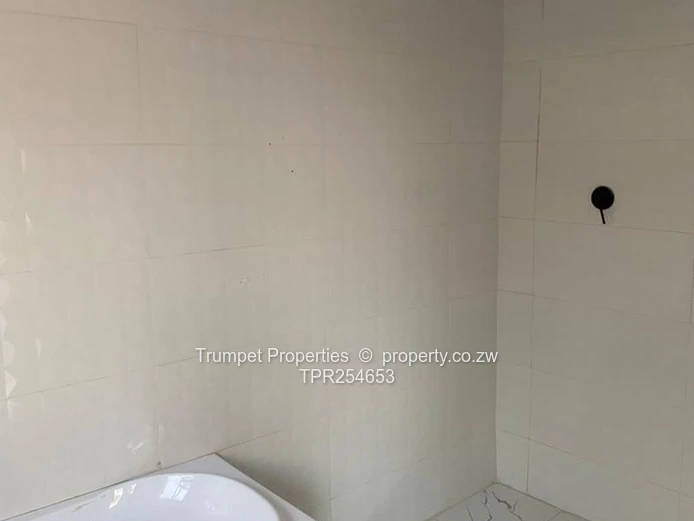 Warren Park 4-Bed Home — Borehole & Tiled Baths