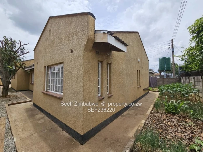 PRIME RENTAL OPPORTUNITY: Modern 3-Bedroom Home with Self-Sufficiency in Madokero Estate