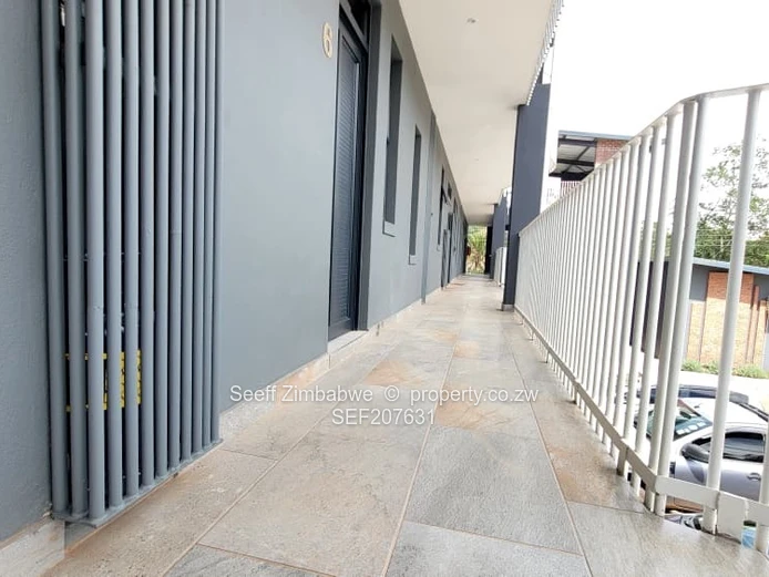 Spacious 2-Bed, 150m² Modern Apartment in Vainona