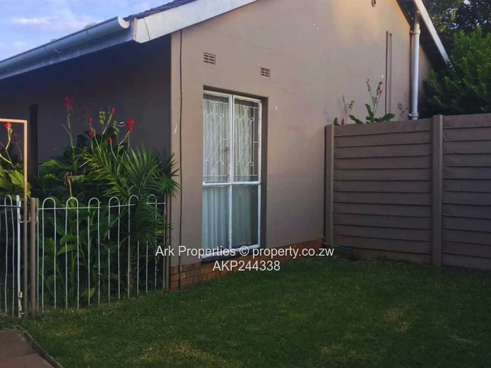 House for Sale – Alexandra Park