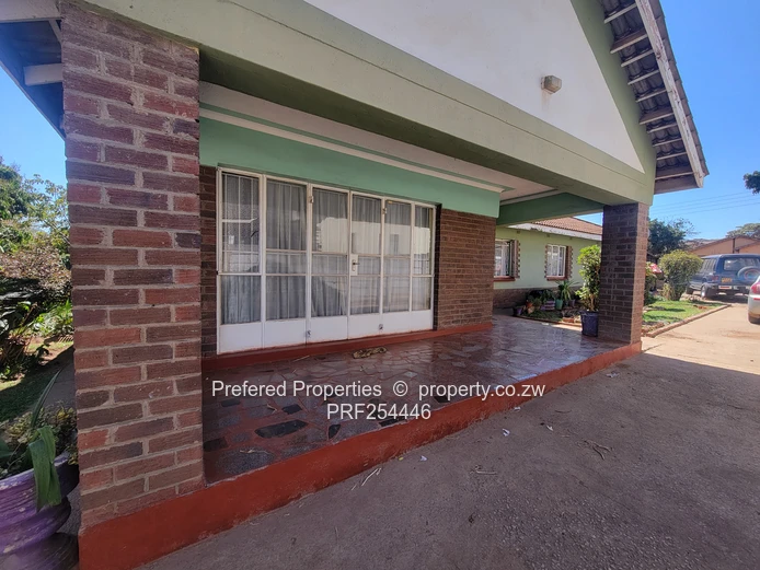 Marimba Park: 4-Bed Walled Home with Verandah (Sole Mandate)