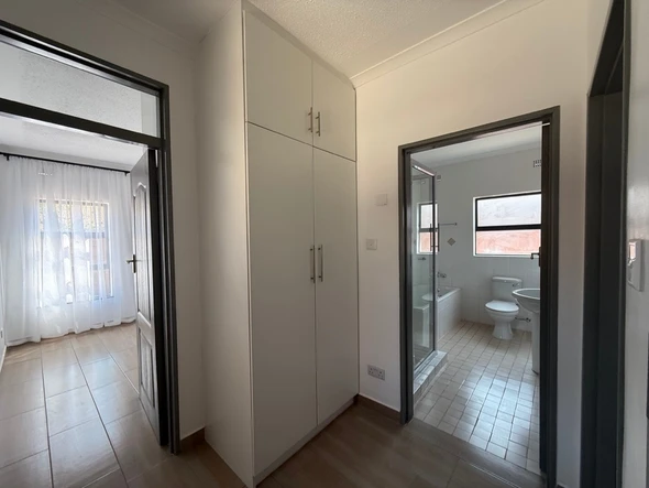 3 Unit Townhouse Complex