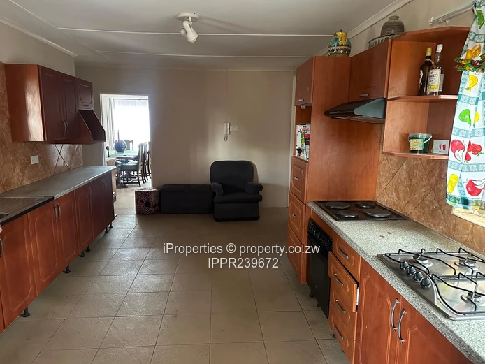 5 Bed Family Home in the Peaceful Suburb of Manningdale