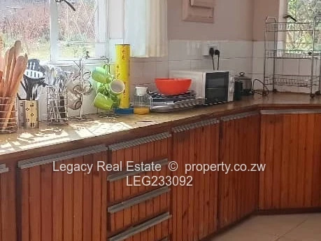 Greystone Park House to Let – 1km from Harare Drive