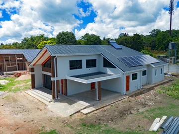 3 Bedroom Garden Flat