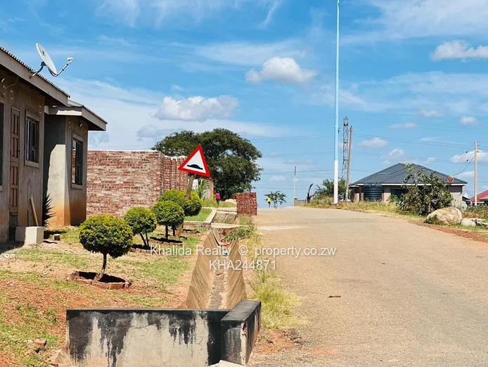 Budiriro Cabs Stand On Slab Level For Sale