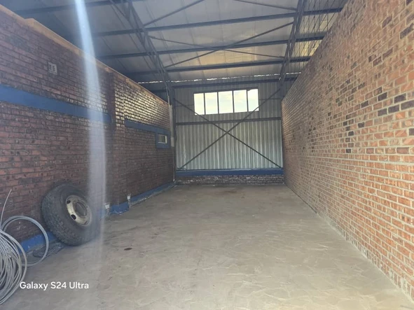Warehouse & Factory