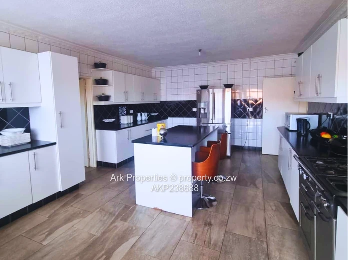 Luxury 5 Bedroomed House With Cottage For Sale In Belvedere West