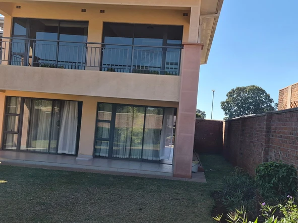 4 Bedroom Flat & Apartment