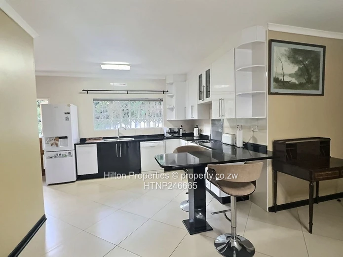 Fully Furnished 3-Bed Garden Flat with Pool in Highlands