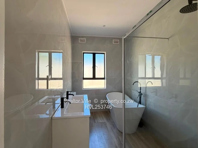 Stylish 3-Bed Vainona Home with Borehole & Paved Courtyard