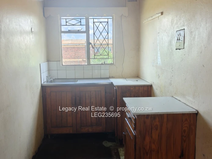 Well-Maintained Flamingo Flat in Secure Block,Compact Comfort Well-Maintained 2-Bedroom Flat