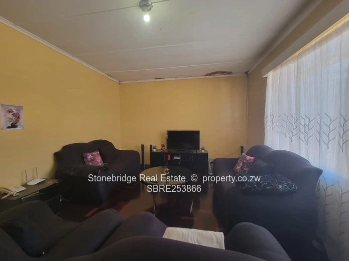 2 Bedroom Rogean Flat For Sale