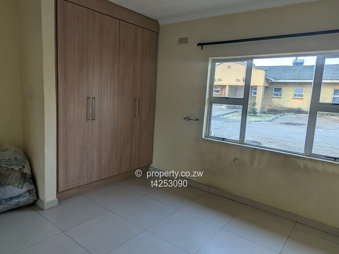 Madokero Estate 2 bedroom garden flat to rent  (Sole Mandate)
