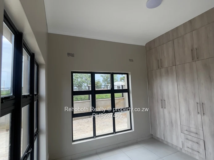 3 Bedroom For Rent in Madokero