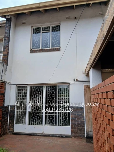 Duplex Investment: 3-Bed Unit with Garage & Deeds in Central Avenues Location