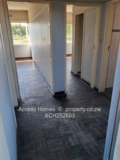Avenues 1 bed Flat for sale