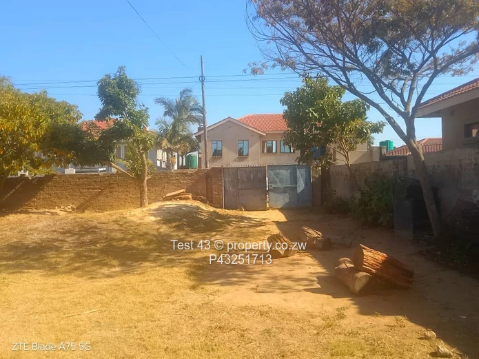 3-Bed Home with Spacious Sunny Yard & Fruit Trees — Zimre Park, Harare