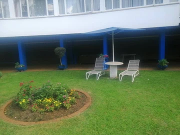 3 Bedroom Flat & Apartment