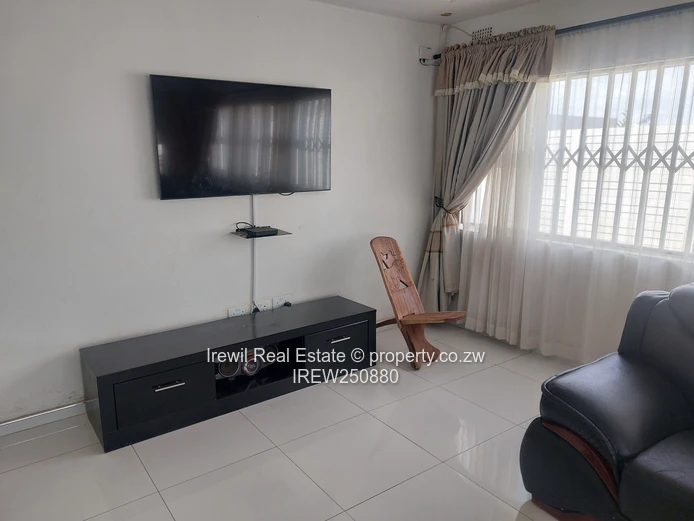 Sandton Park Phase 3 Fully Furnished 4 Bed (Sole Mandate)