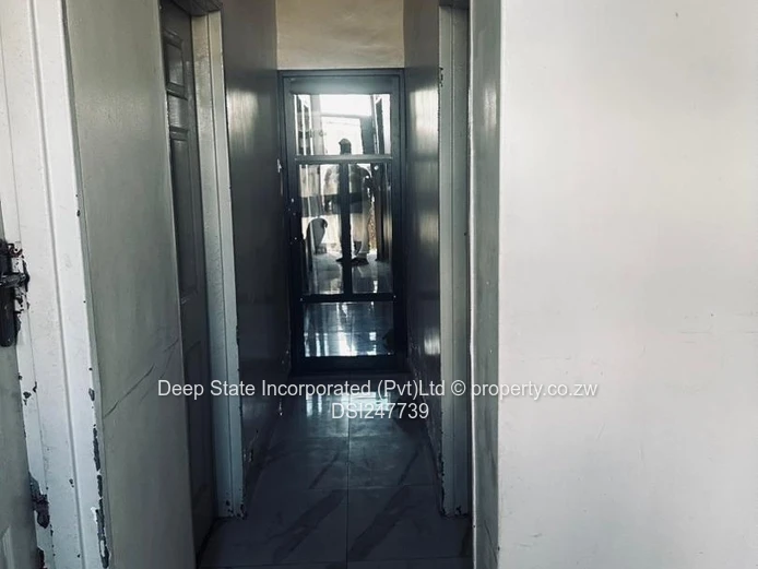 Chitungwiza St Mary's house for sale 