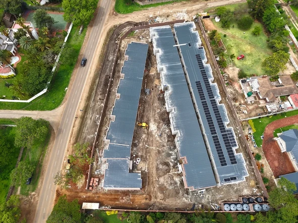 2 Bedroom Flat & Apartment