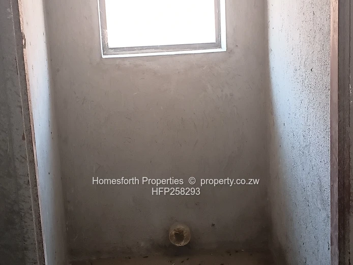 4 bed House for sale in Mabvazuva Estate, Ruwa 85k