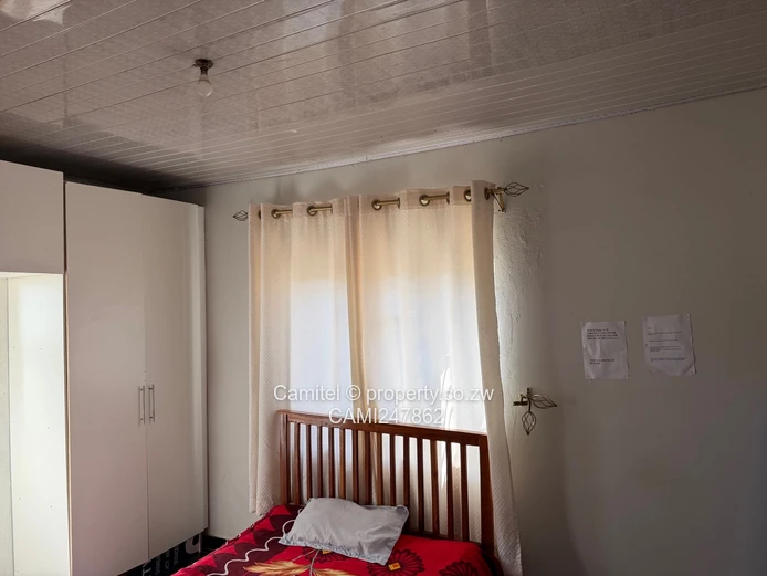 Marlborough 4-Bed Townhouse Complex — Solar, Walled