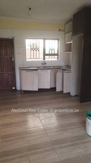 Spacious And Solid House In A New Surbub