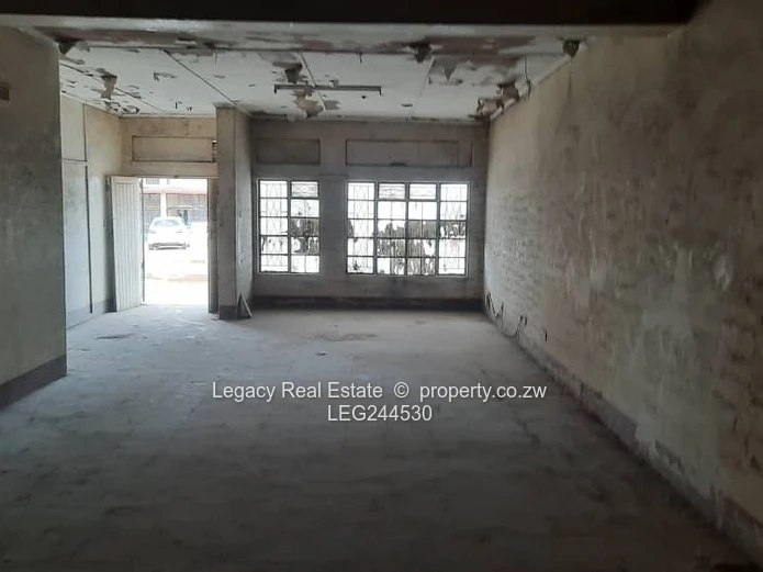 Big Shop To Let In Makoni Shopping Centre.