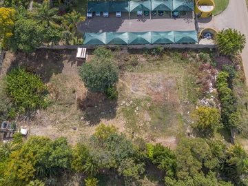 Commercial & Industrial Land