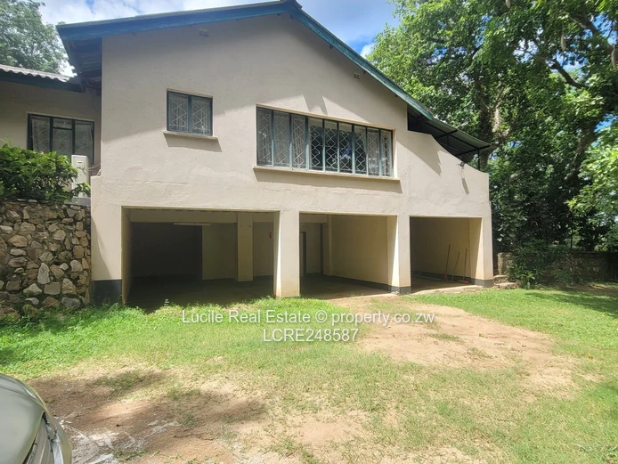 Immaculate Baobab Ridge Home For Sale – Kariba 