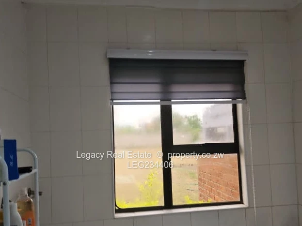 Sally Mugabe – Solid Family Home on 2000sqm for Sale