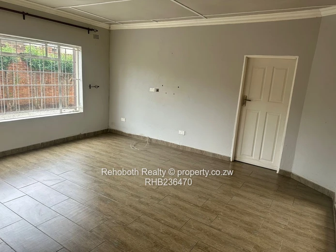 An office space for Rent in Pomona