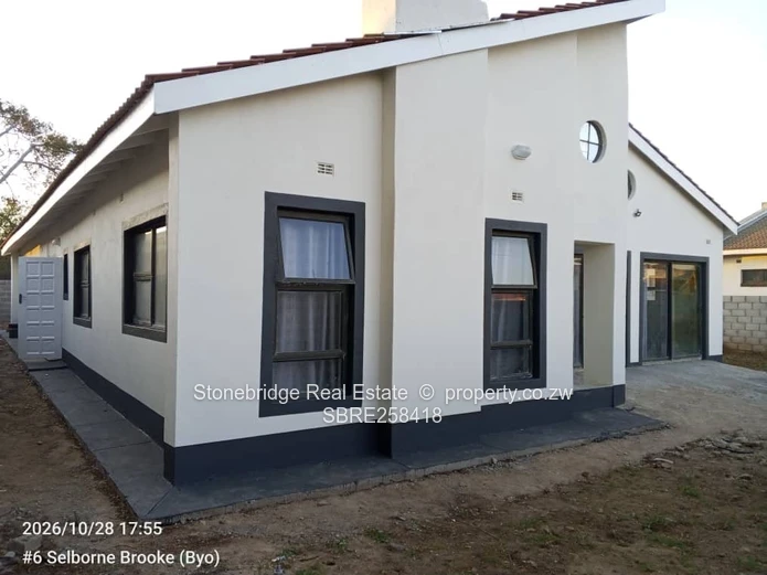3 Bedroomed House in Selbourne Brooke For Sale