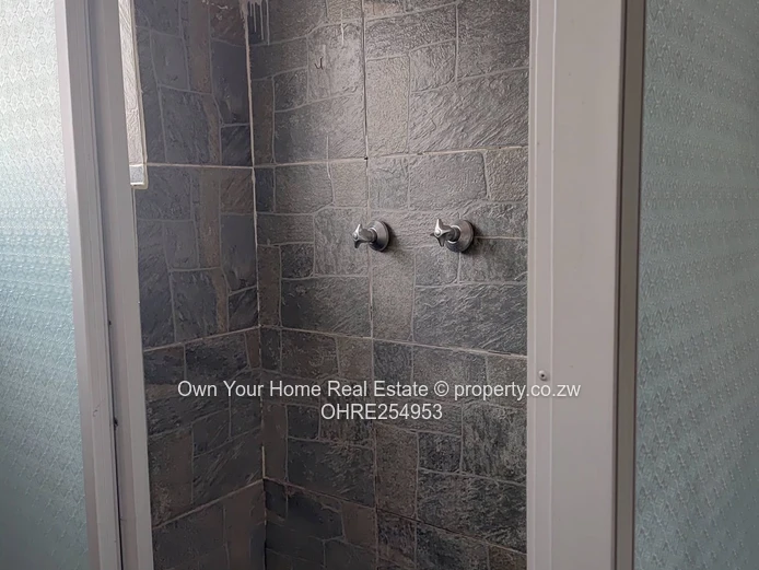 Sunway city cottage to rent 