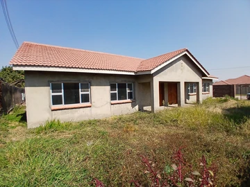 16 Bedroom Garden Flat