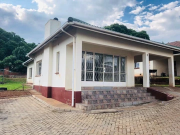 3 Bedroom Garden Flat