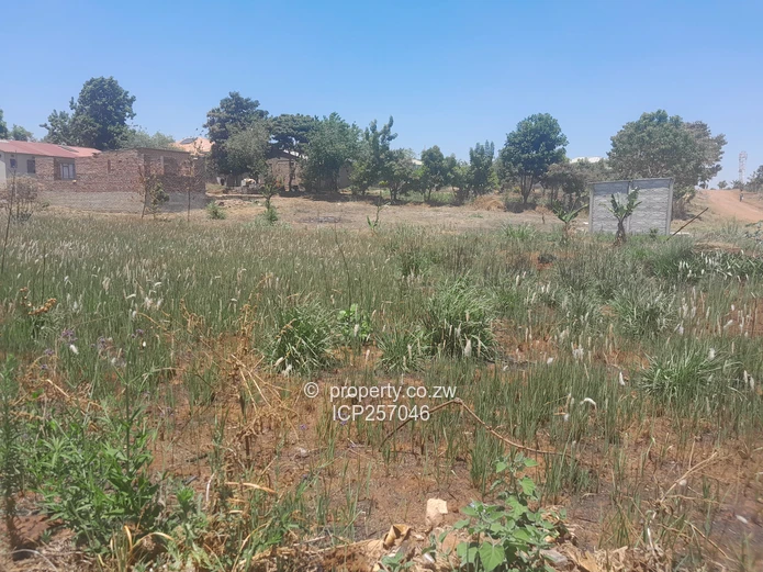 800m² For Sale in Hatcliff North (Sole Mandate)