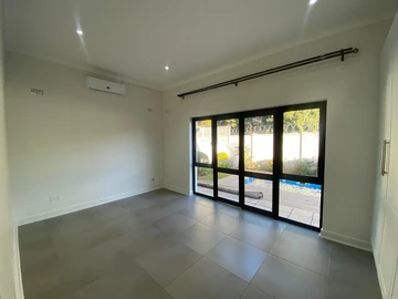 5 Unit Townhouse Complex