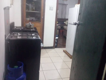 2 Bedroom Flat & Apartment