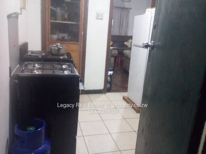 Avondale First-Floor Flat with Garage & Borehole