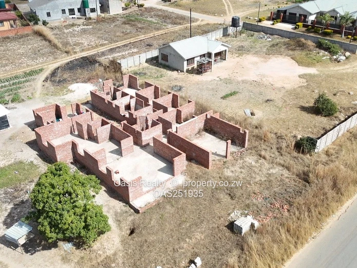 Rockview Park 4 Beds shell For Sale  (Sole Mandate)