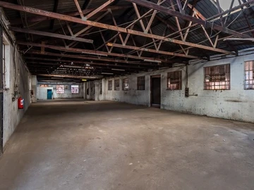 Warehouse & Factory